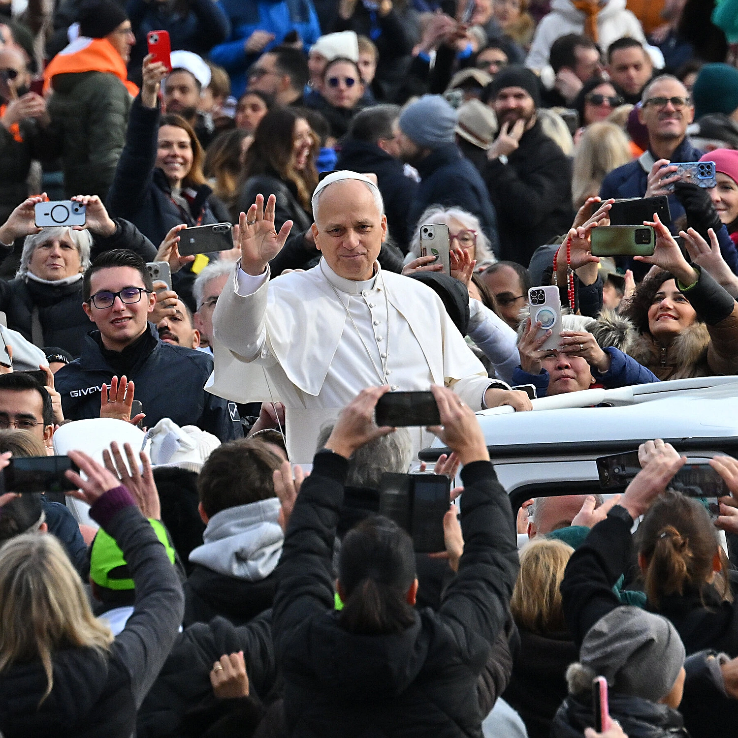 Pope Leo XIV Begins Historic Turkey-Lebanon Tour