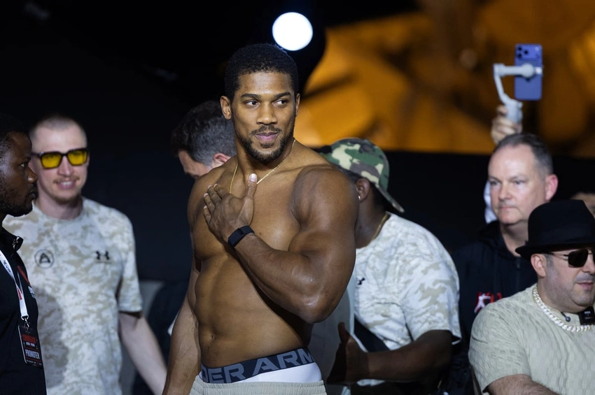AJ vs Prenga: Mega Boxing Clash Tonight! Will Fury Attend?
