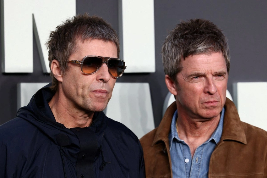 Oasis Not Headlining Glasto 2027: Eavis Puts Rumours to Rest!