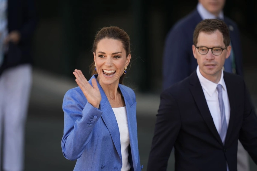 Princess Kate Shocks Wimbledon Fans: Joins Queue & Helps with Tickets!