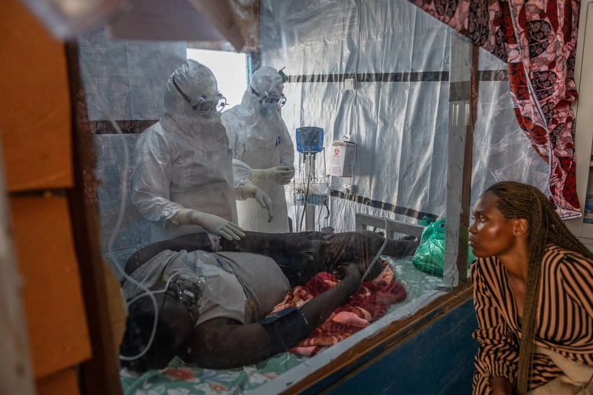 Ebola Crisis Deepens: Congo Death Toll Hits Staggering 930
