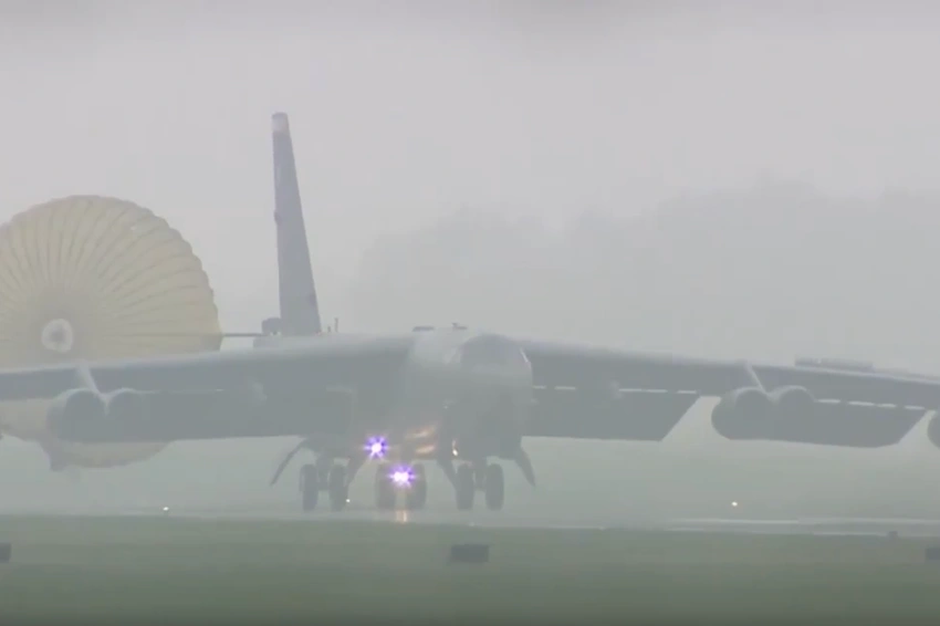US B-52 lands at UK air base as Iran conflict spirals