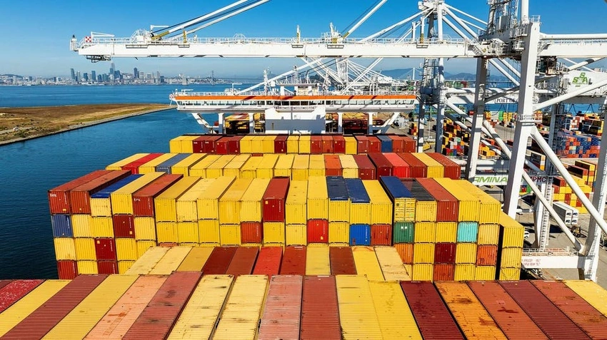 US Trade Gap Widens in December Despite Tariffs