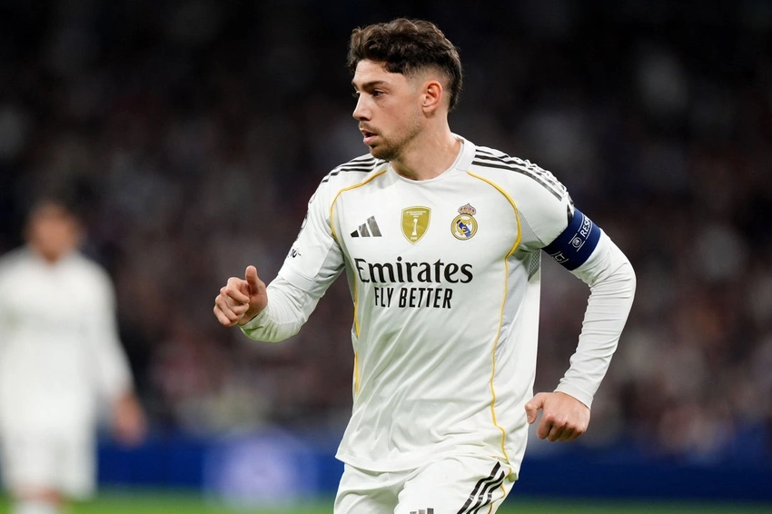 Valverde sidelined by head injury after Real Madrid locker-room clash