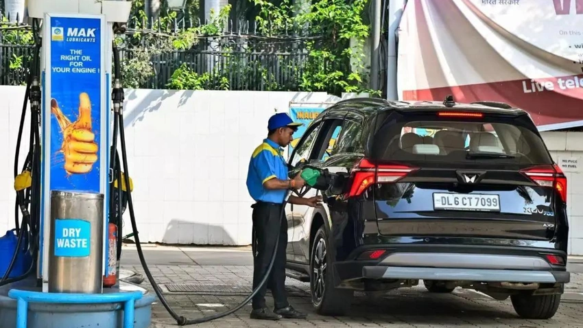 Govt dismisses fuel hike rumors as fake and mischievous