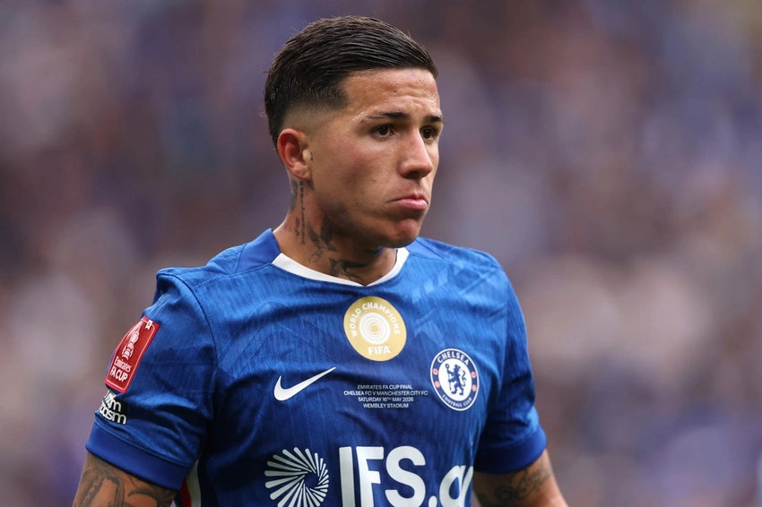 Chelsea Seals Chavarria, Badiashile Nears Napoli Move Amid Squad Overhaul!