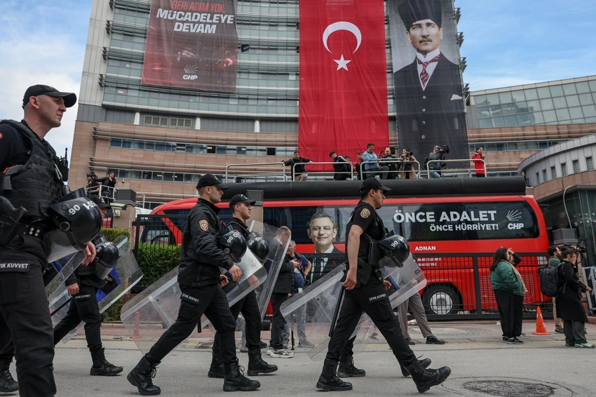 Chaos in Ankara: Turkish Police Storm Opposition Headquarters Over Leadership Dispute