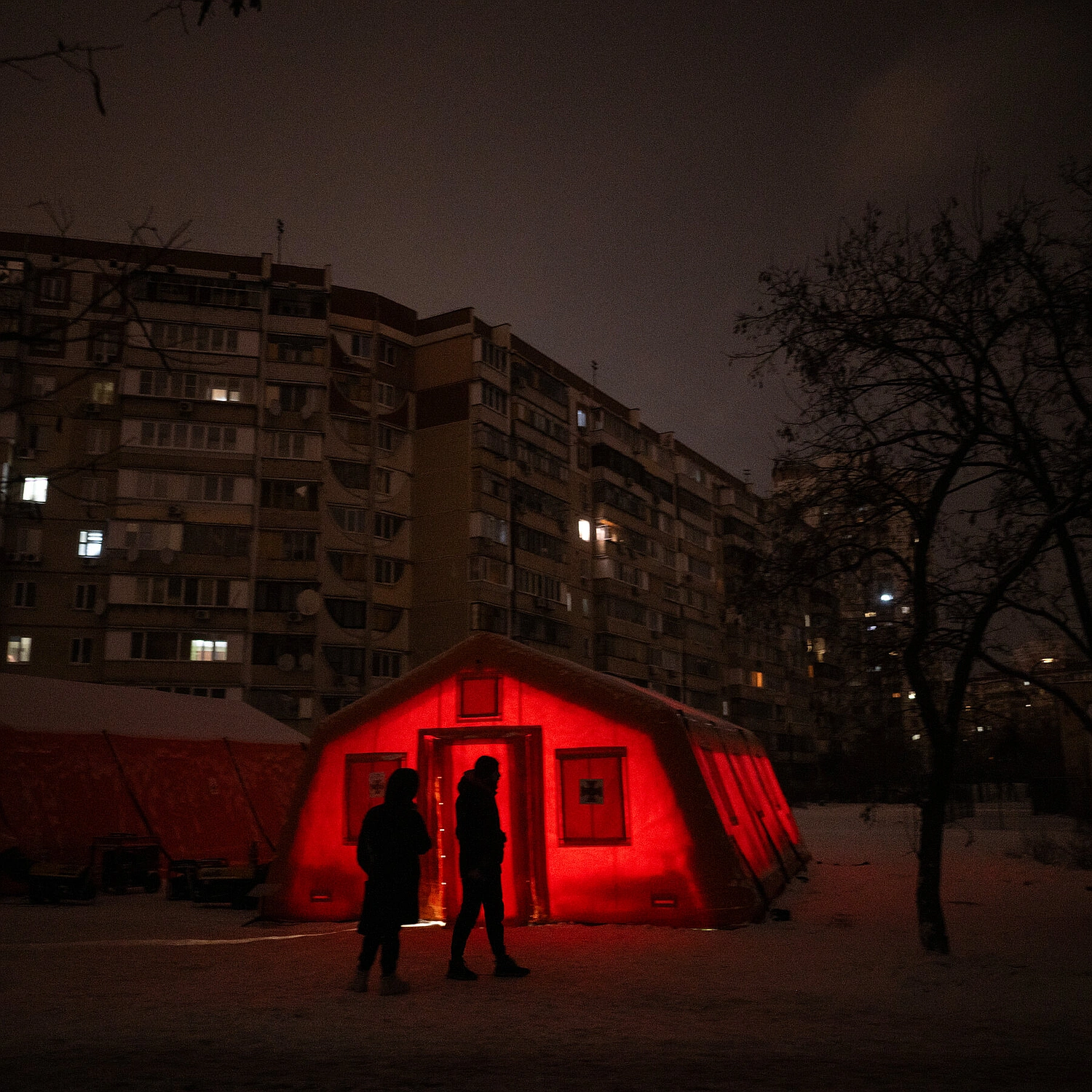 Drone Strike Kills 12 Miners on Bus in Ukraine, Officials Say