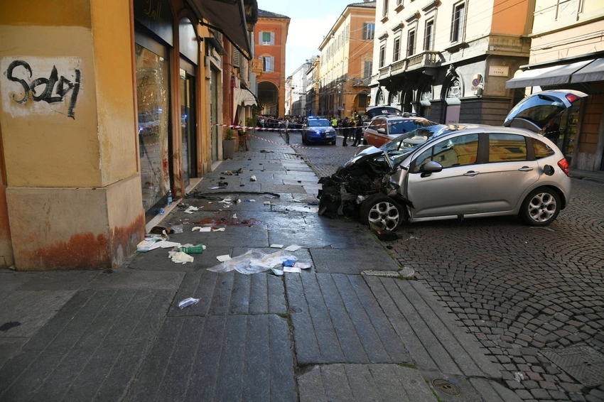 Car drives into pedestrians in Modena; eight injured, suspect detained