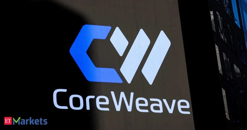 CoreWeave Slumps 15% as Capex Push Triggers Margin Concerns