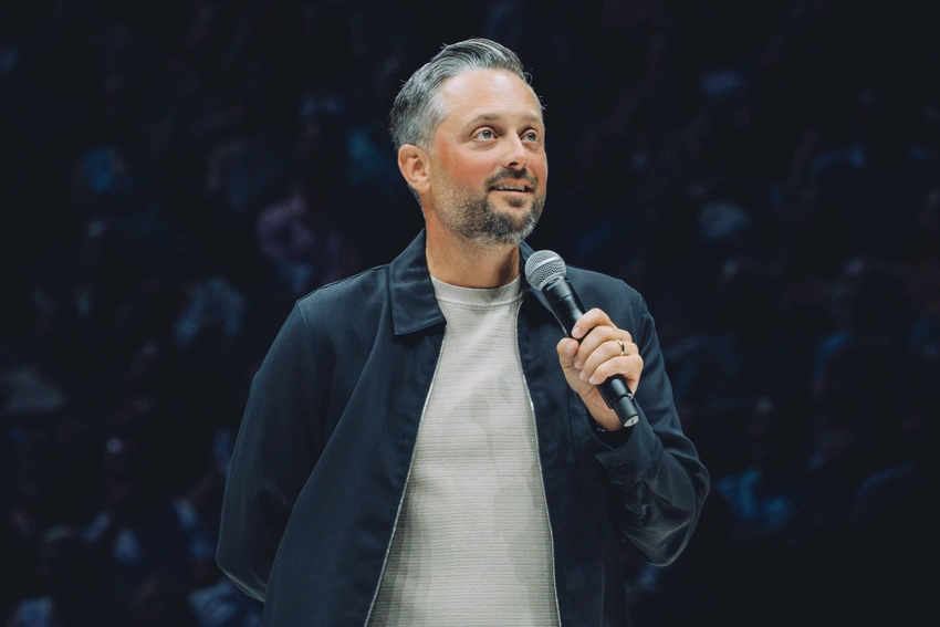 Nate Bargatze Smashes World Record! 🎤 Comedy King's Historic Tour