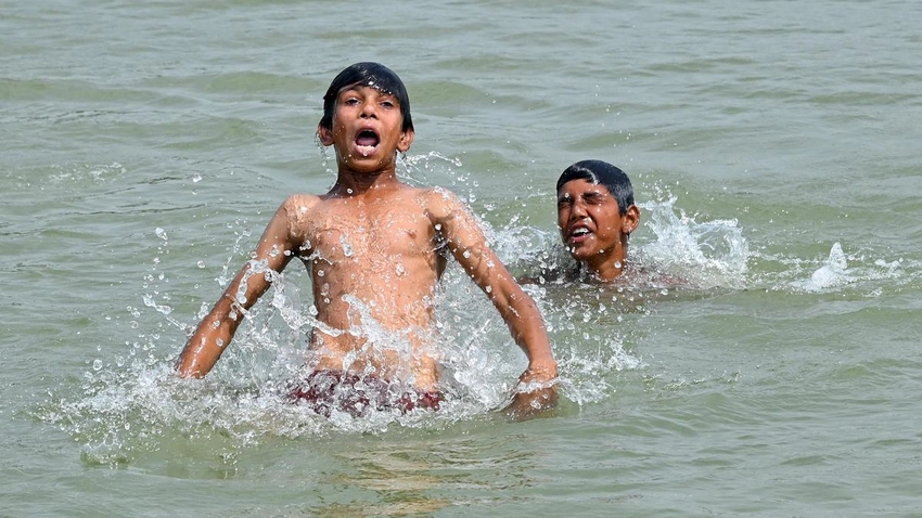Delhi Sizzles at 46°C: Orange Alert Issued for Intense Week-Long Heatwave