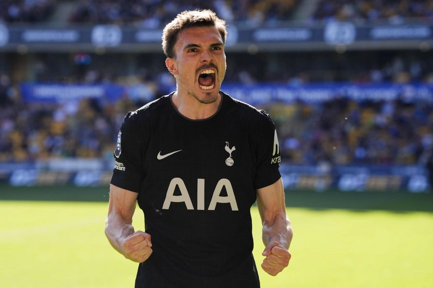 Kinsky’s stoppage-time save seals Palhinha’s late winner for Spurs at Wolves