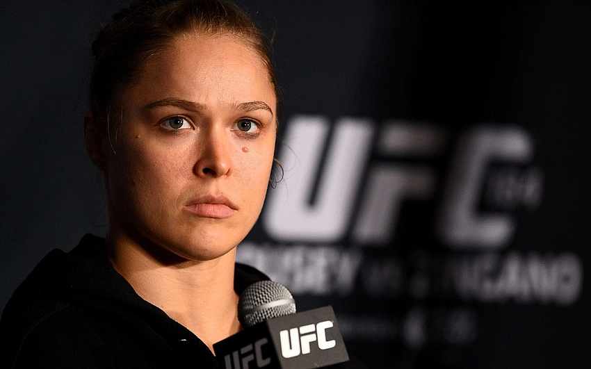 Tom Aspinall reacts as Jones accuses UFC of lowballing for White House fight