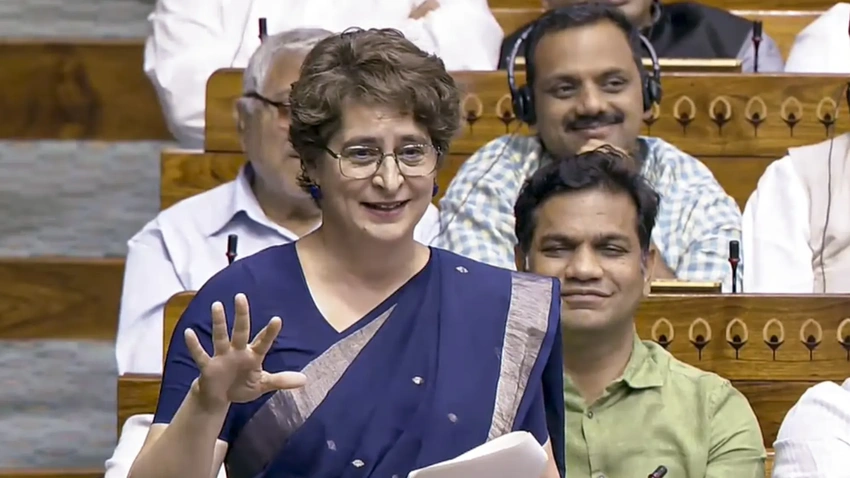 Tharoor calls delimitation 'political demonetisation' in women's quota debate