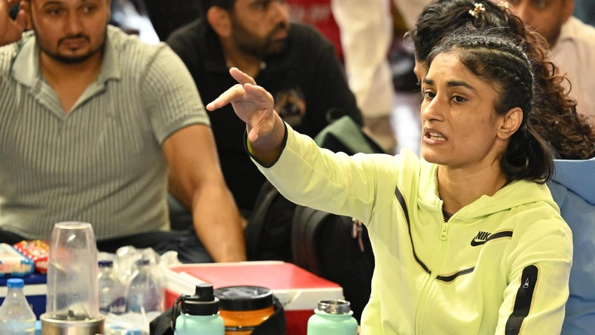 Delhi HC Spotlights Women Athletes' Challenges, Denies Vinesh Phogat's Trial Plea