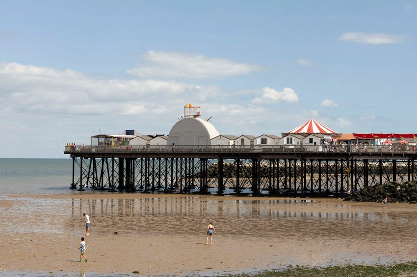 Kent's Water Woes: Thousands Restored, But Hundreds Still Face Supply Issues!