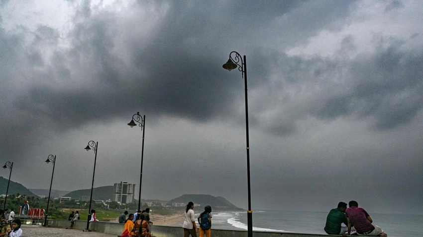 Cyclone Arnab Looms? Odisha Shuts Schools Amid Deep Depression Warning!
