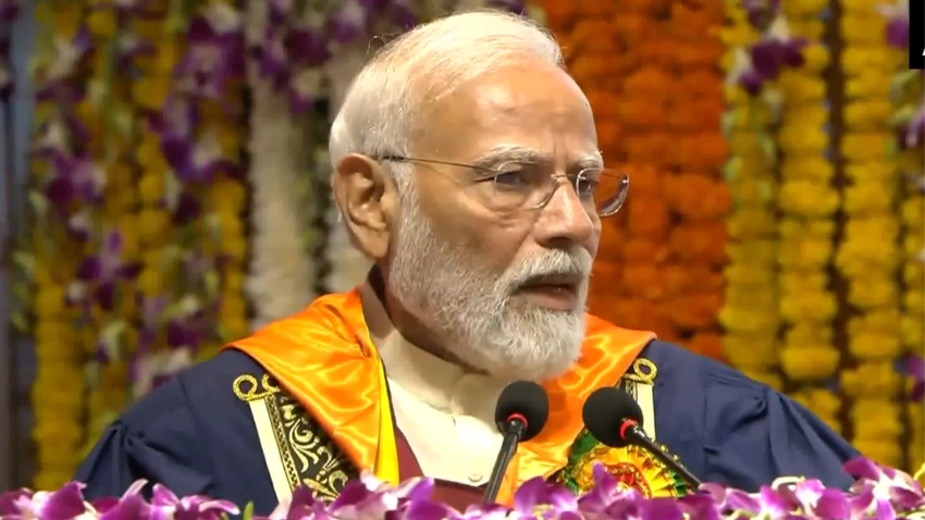 PM Modi to IIT Delhi Grads: Your Innovations Fuel 'Viksit Bharat'!