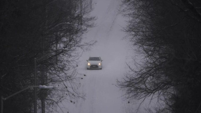 Historic US Winter Storm Grounds Flights, Knocks Out Power Nationwide
