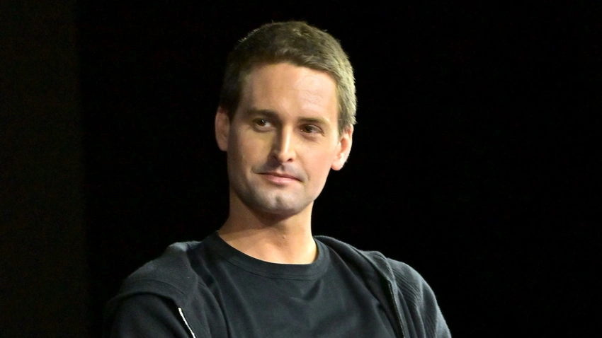 Snap lays off 1,000 workers, closes 300 roles amid AI drive