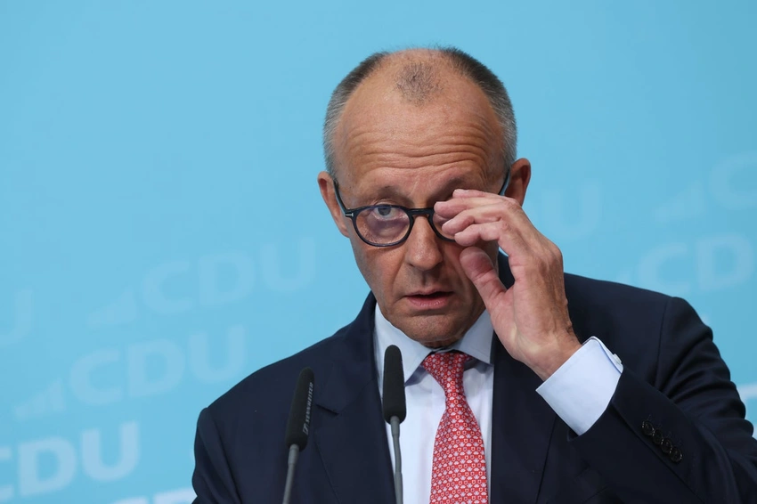 Merz Vows to Stay On After German Election "Disaster" for CDU
