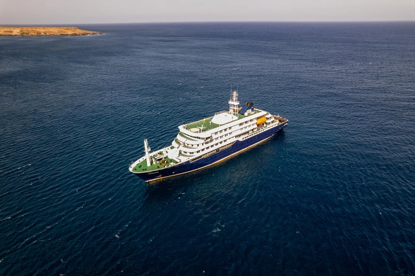 Hantavirus Outbreak on Atlantic Cruise: Ship Delayed, Britons Await Safe Return