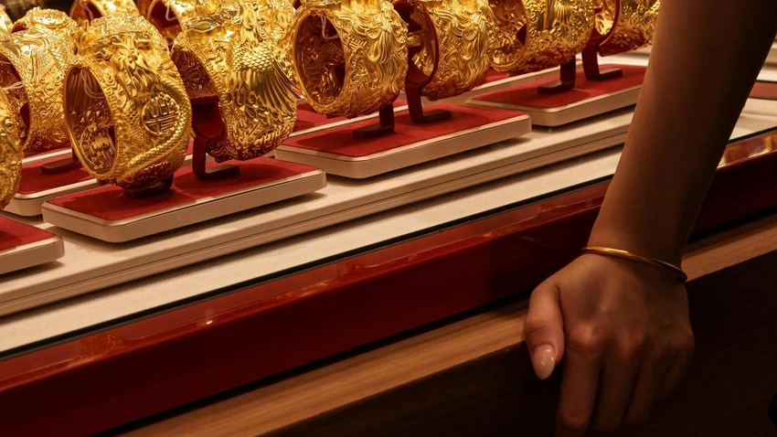 Gold and silver futures skid 10% as dollar strengthens and Fed jitters loom