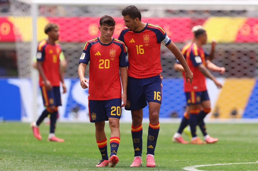 Man City Rejects Barcelona's £38.5M Rodri Bid! What's Next for the Midfielder?