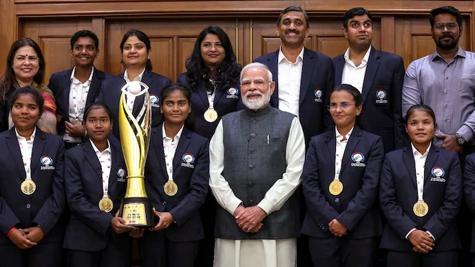 PM Modi Meets Blind Women’s T20 World Cup Heroes At His Residence