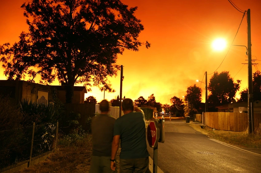 Europe on Fire: Thousands Flee Wildfires as Heatwave Scourges France & Spain