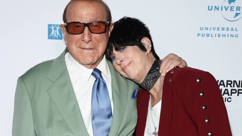 “Losing My Father”: Diane Warren’s Deep Bond with Clive Davis