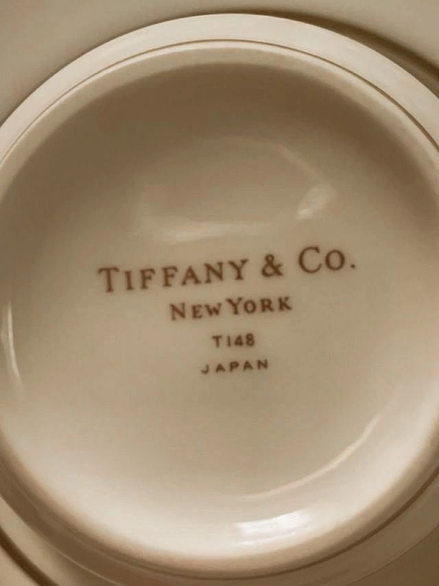 The Fall of Quiet Luxury: Why Logos Are Loud Again