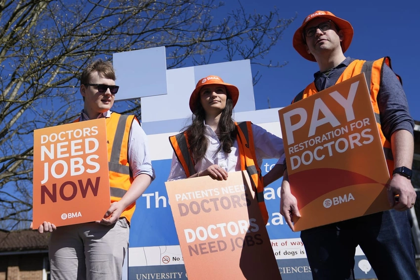 Resident Doctors in England Announce 4-Day Strike This June Over Pay Dispute