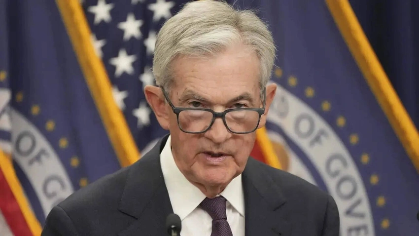 Fed Keeps Rates Steady as Inflation Risks Loom Over Energy Prices