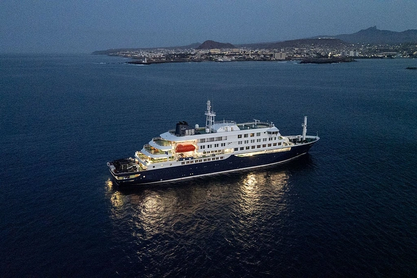 Hantavirus Outbreak: Nations Track Passengers on Cruise Ship