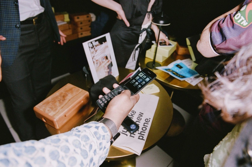 Gen Z's Secret Weapon: Why 'Dumb' Phones Are Their New Digital Detox Hack