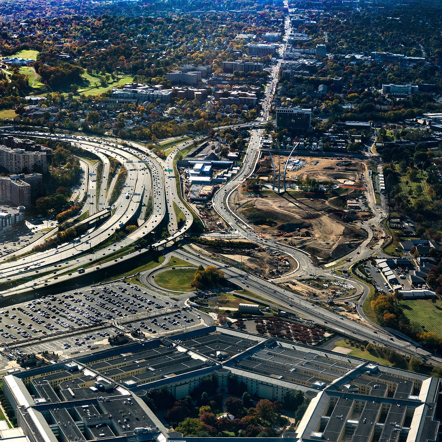US Senators Push Back as Anthropic Refuses Pentagon AI Access