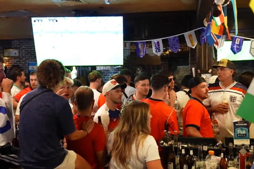 England Fans' World Cup Party Shut Down in Dallas Due to Overcrowding!