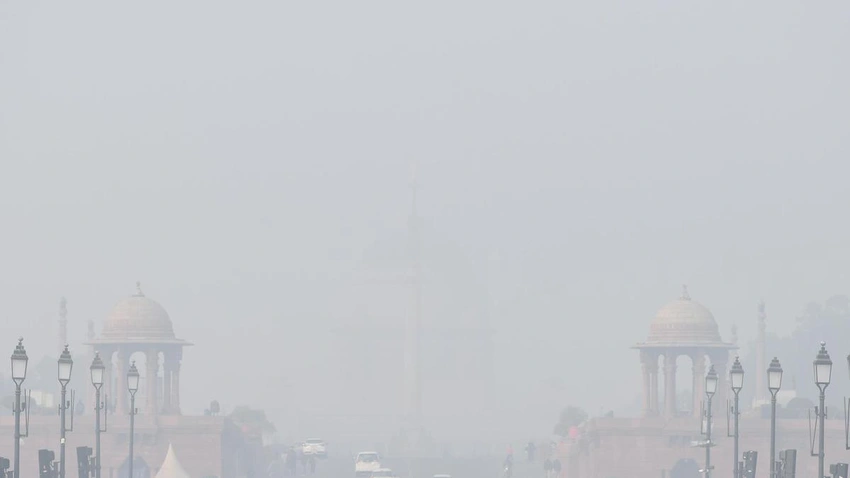 GRAP-3 Curbs Put Delhi-NCR on Alert as Air Quality Stays 'Very Poor'