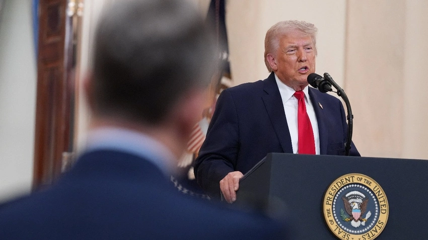 Trump Eyes 100% Tariffs on Some Imported Drugs to Push Prices Down