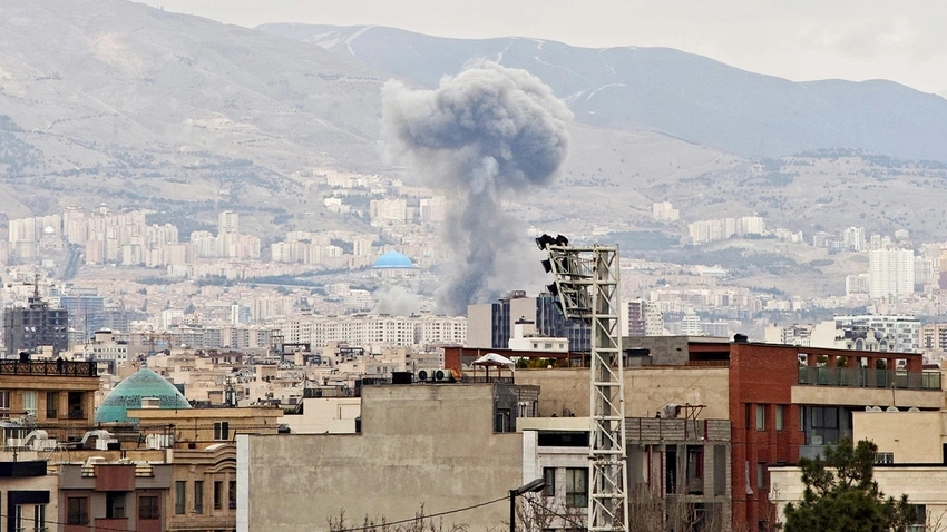 Iran Warns Neighbours as US Threats Escalate, Tehran Reports Explosion