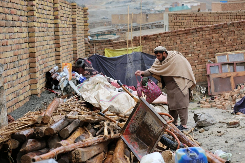 Kabul quake kills 12, including eight from refugee family