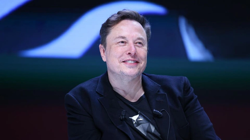 Musk's Net Worth Dips $350B After SpaceX Selloff, Still a Trillionaire!