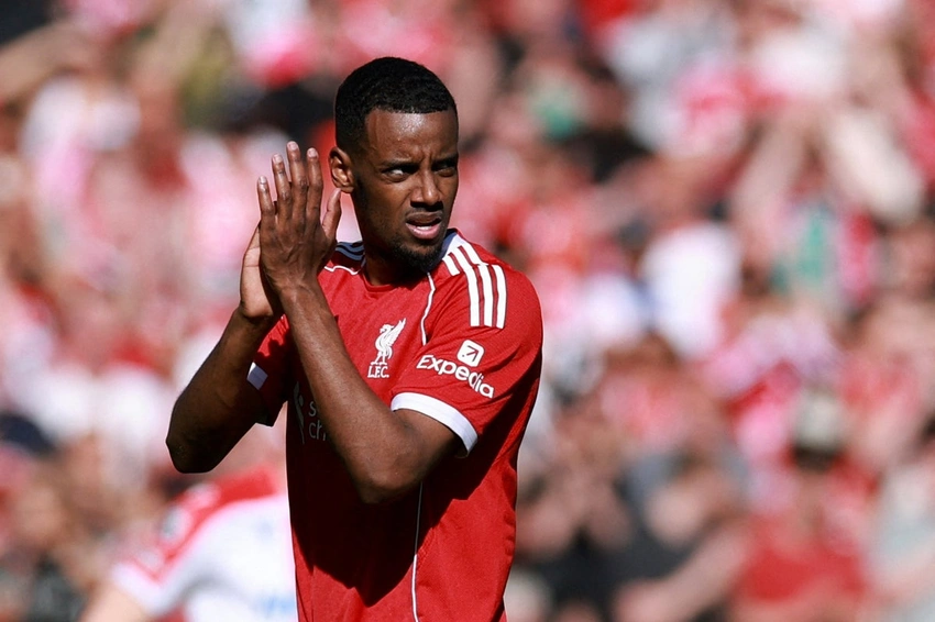 Isak and Wirtz Struggle as Liverpool's Big-Spend Era Faces Scrutiny