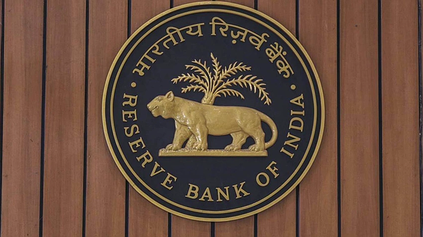 RBI Expands Liquidity with Rs 3 Lakh Cr via OMOs and USD Swap