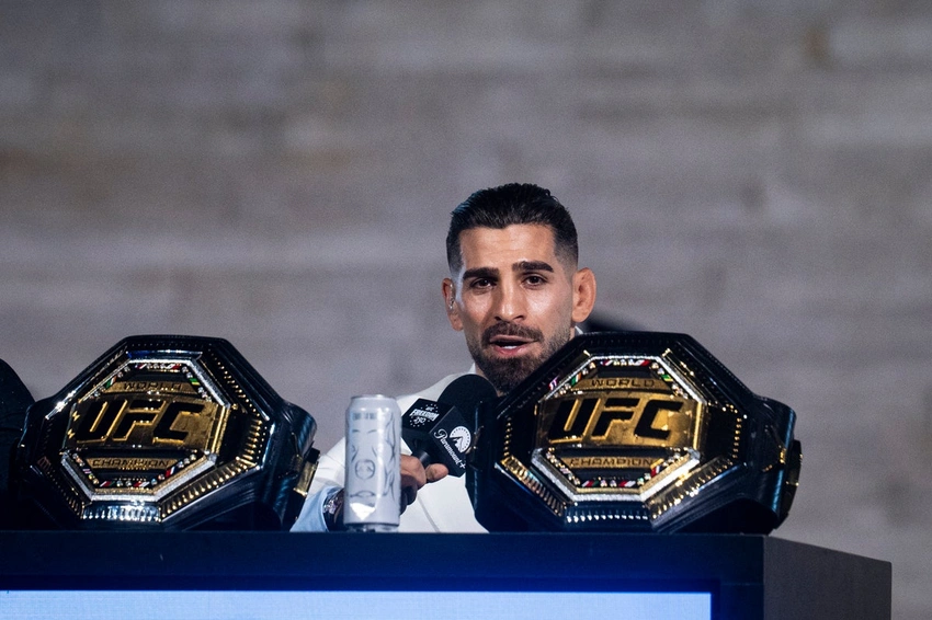 Pilot Reports Blinding Glare from White House UFC Event Near DC Airport