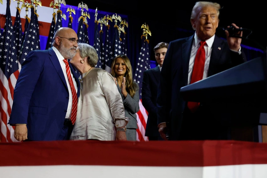 Trump Floats Firing Top Aides Amid Pro-Russia Government Work Reports