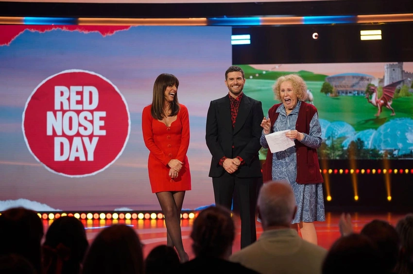 Red Nose Day tops £30m as Tate kicks off fundraising