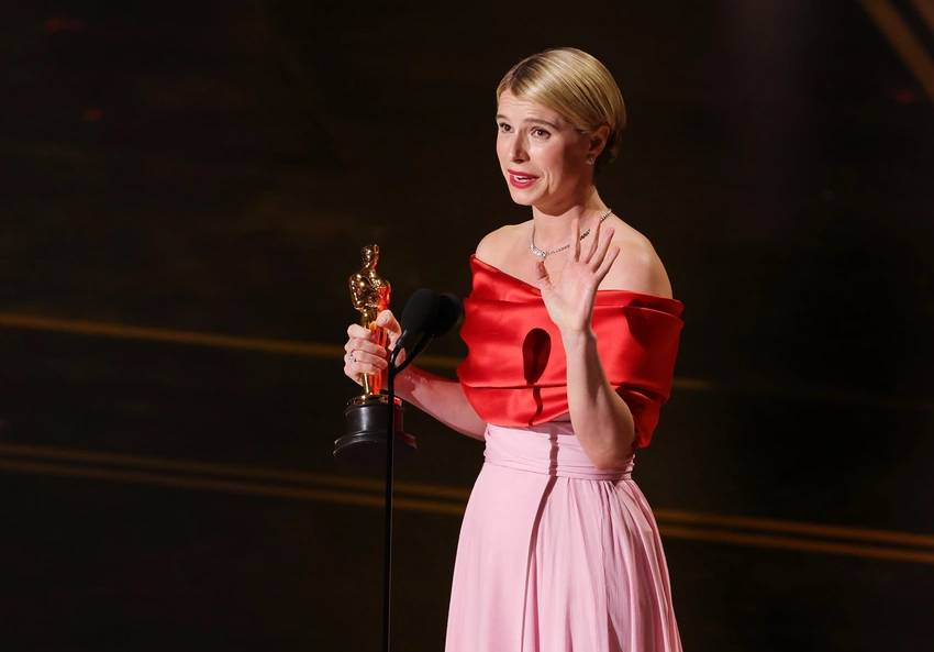 Oscars 2026: Is the Red Carpet High Art or Just a Massive Brand Commercial?